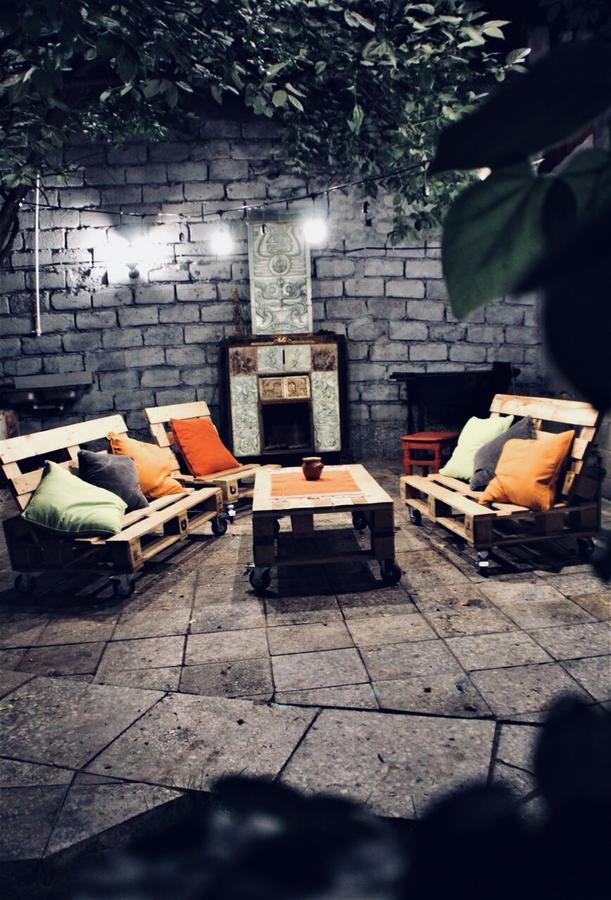 Bude Hostel Тбилиси Экстерьер фото